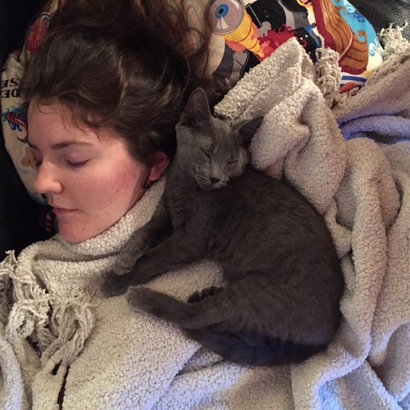 Meet your Posher, Kelly - Picture 2 of 8